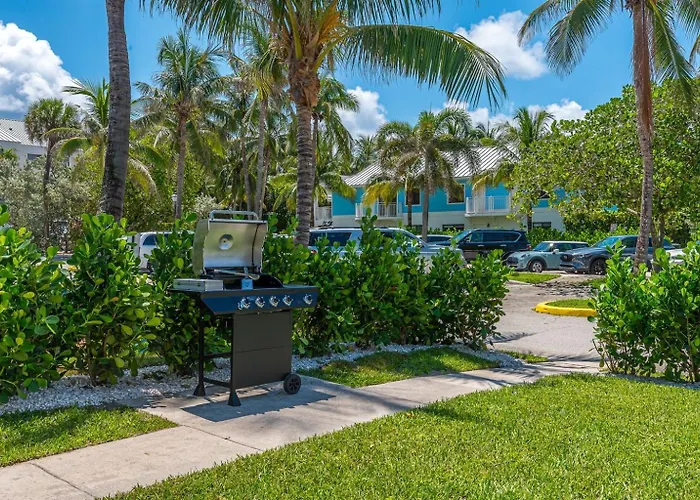On The Beach Juno! 3-Top Rated Villa!